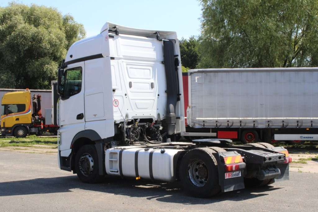 Mercedes-Benz ACTROS 1845 - Cabeza tractora: foto 4 Mercedes-Benz ACTROS 1845 - Cabeza tractora: foto 4