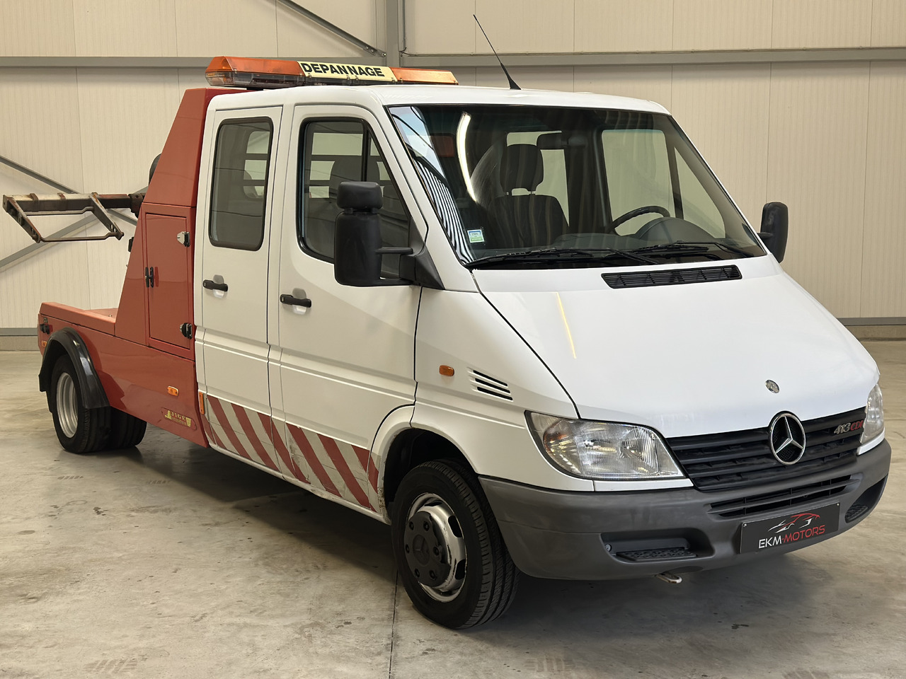 Mersedes Sprinter 413 - Grua de remolque autos: foto 3 Mersedes Sprinter 413 - Grua de remolque autos: foto 3