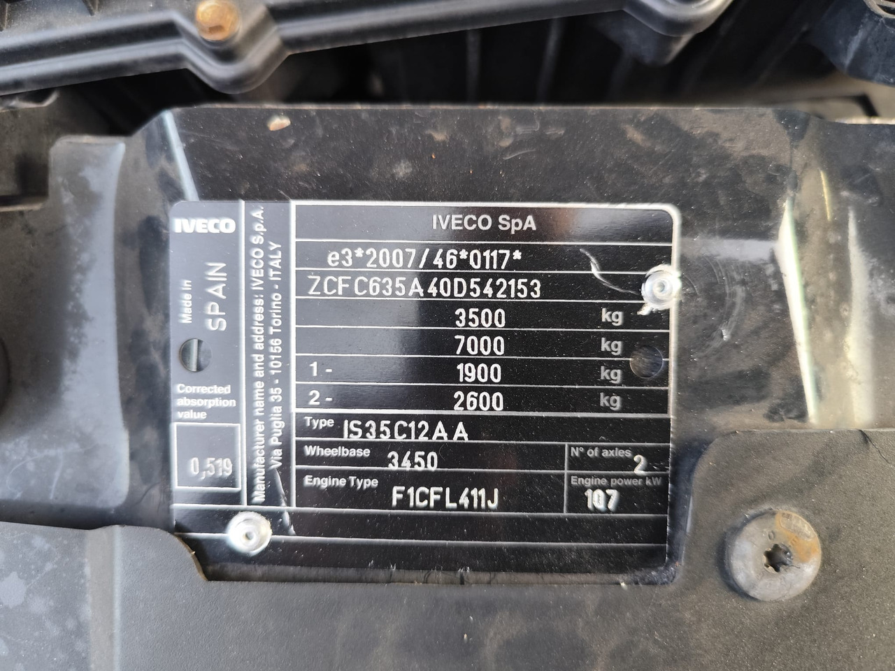 IVECO DAILY 35C15 - Camión grúa, Furgoneta basculante: foto 2 IVECO DAILY 35C15 - Camión grúa, Furgoneta basculante: foto 2