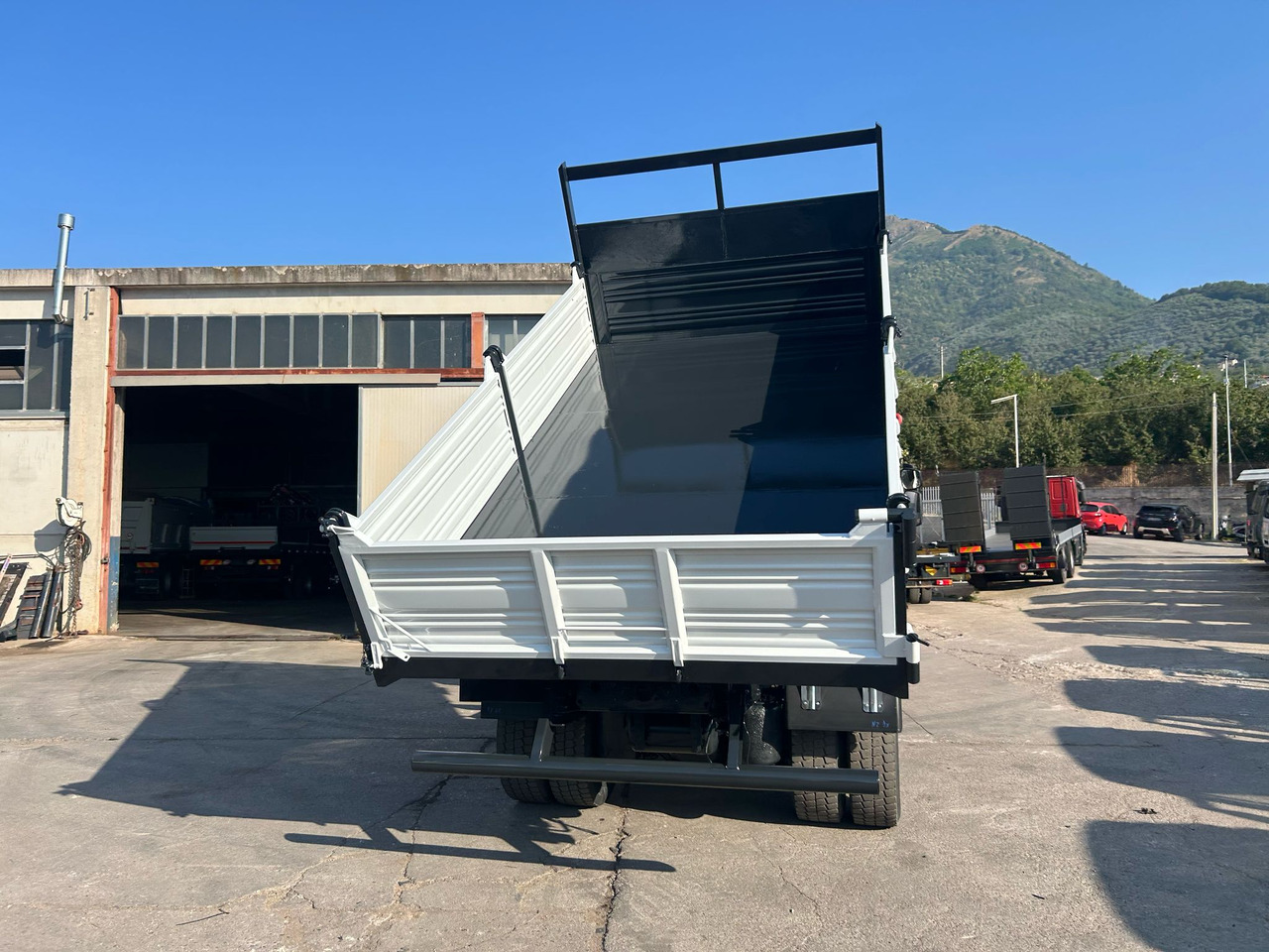 Camión grúa, Camión volquete IVECO EUROCARGO 140-250: foto 15