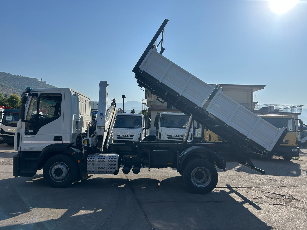 Camión grúa, Camión volquete IVECO EUROCARGO 140-250: foto 27