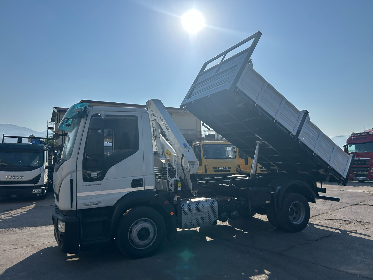 Camión grúa, Camión volquete IVECO EUROCARGO 140-250: foto 25