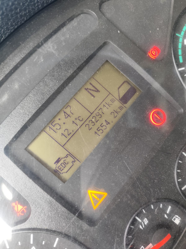 IVECO EUROCARGO 160-280 - Camión volquete, Camión grúa: foto 3 IVECO EUROCARGO 160-280 - Camión volquete, Camión grúa: foto 3