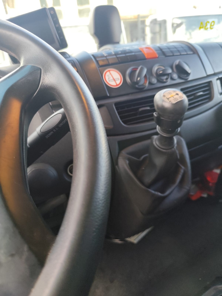 IVECO EUROCARGO 160-280 - Camión volquete, Camión grúa: foto 4 IVECO EUROCARGO 160-280 - Camión volquete, Camión grúa: foto 4