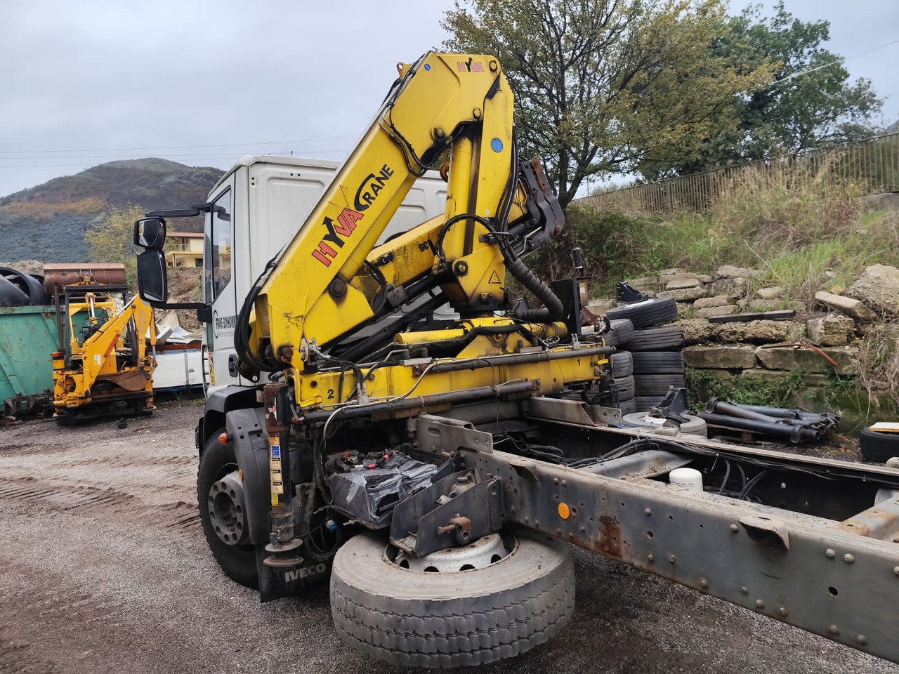 IVECO EUROCARGO 180E25 - Camión grúa, Camión grúa: foto 2 IVECO EUROCARGO 180E25 - Camión grúa, Camión grúa: foto 2