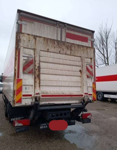 IVECO STRALIS AD 260S31 Y/P - Camión chasis: foto 4 IVECO STRALIS AD 260S31 Y/P - Camión chasis: foto 4