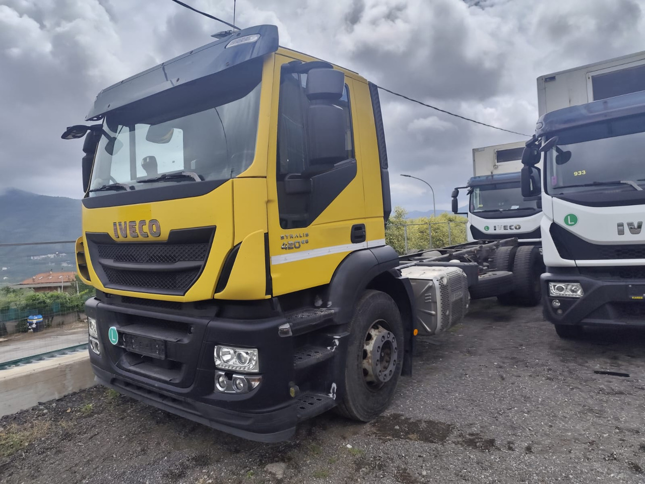 Camión chasis IVECO STRALIS HI-STREET AD190S42: foto 18