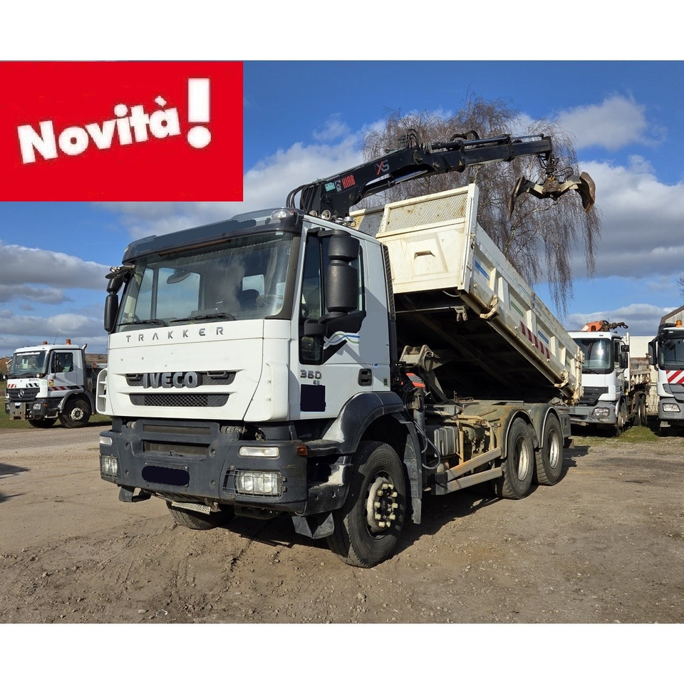 IVECO TRAKKER 260T36 - Camión grúa: foto 1 IVECO TRAKKER 260T36 - Camión grúa: foto 1