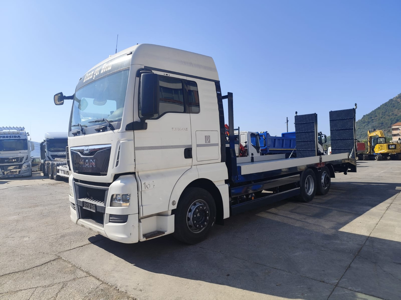 MAN TGX 26.440 - Camión caja abierta: foto 1 MAN TGX 26.440 - Camión caja abierta: foto 1