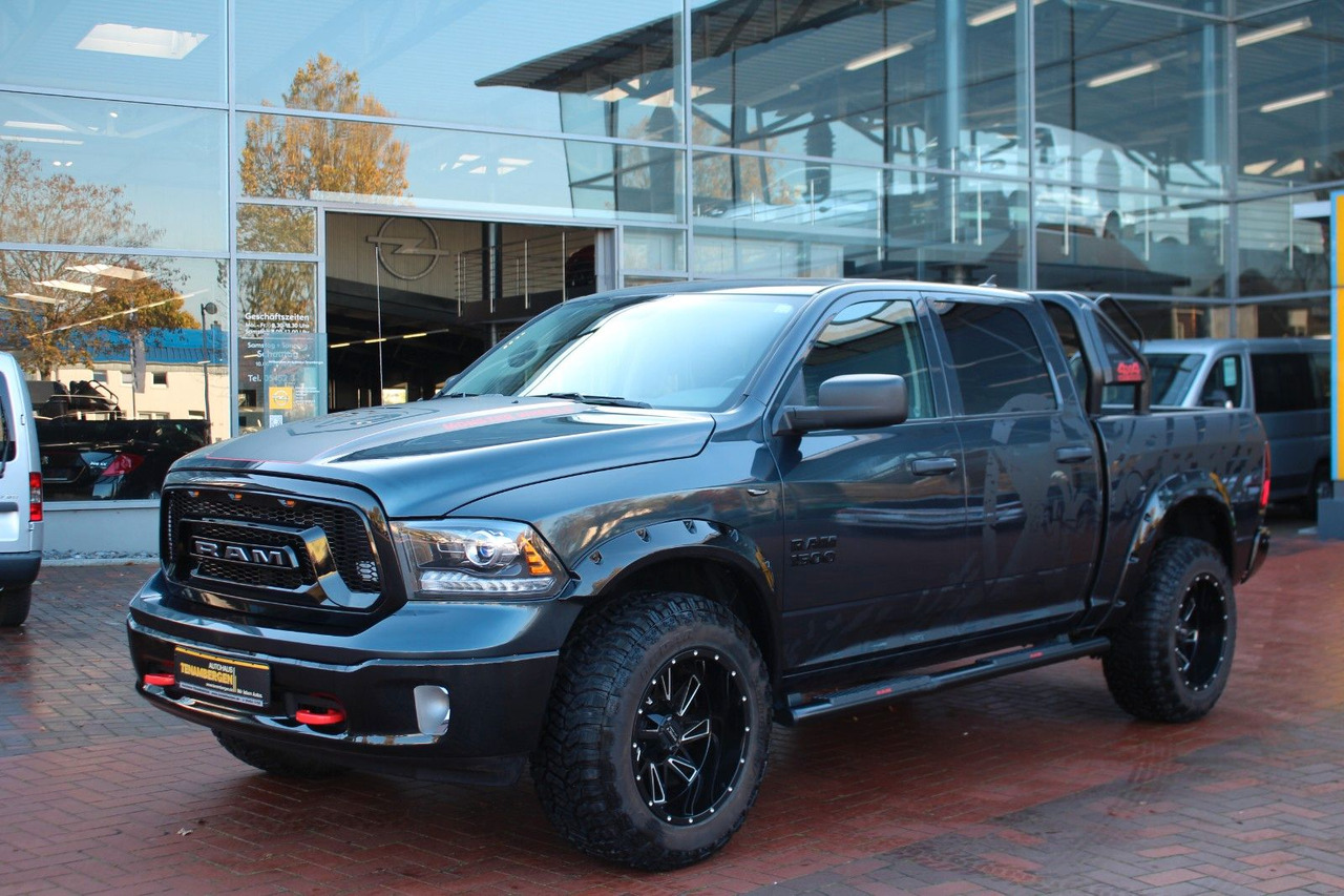 Dodge RAM 1500 Tradesmann 3,6L V6 LPG 6-Sitzer AHK - Pick-up: foto 1 Dodge RAM 1500 Tradesmann 3,6L V6 LPG 6-Sitzer AHK - Pick-up: foto 1