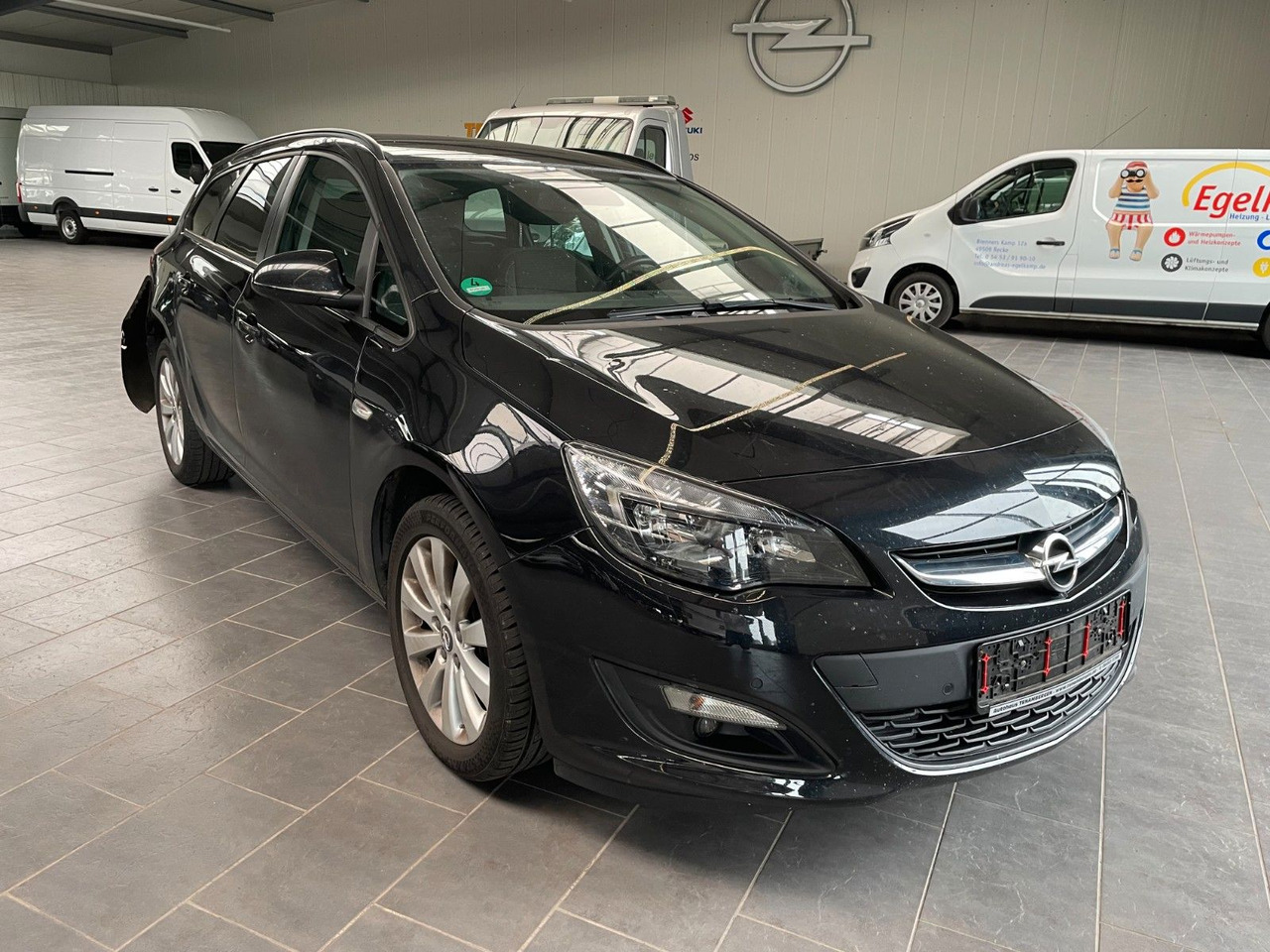 Opel Astra J Sports Tourer Style - Coche: foto 5 Opel Astra J Sports Tourer Style - Coche: foto 5