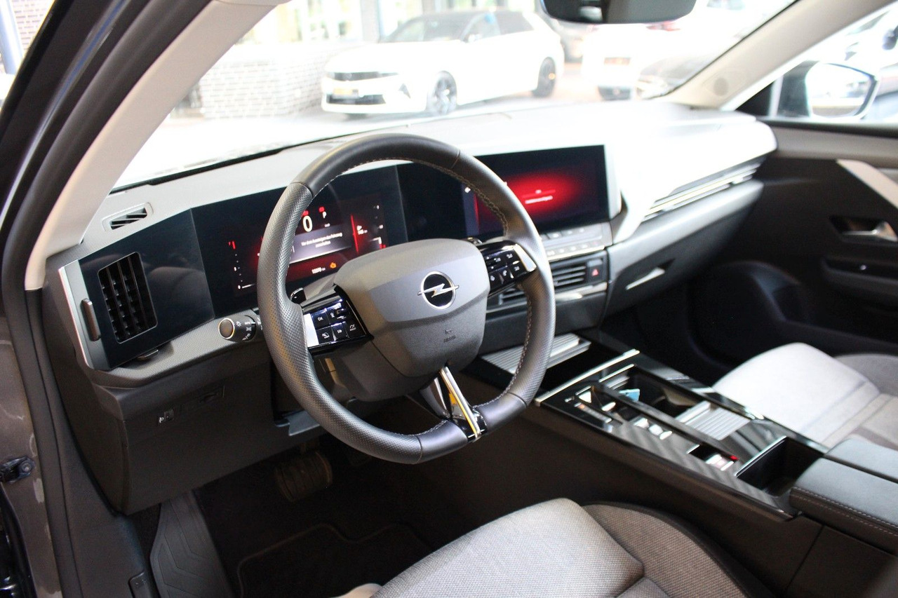 Coche familiar Opel Astra L ST Business Elegance Navi-Pro SHZ LED: foto 8