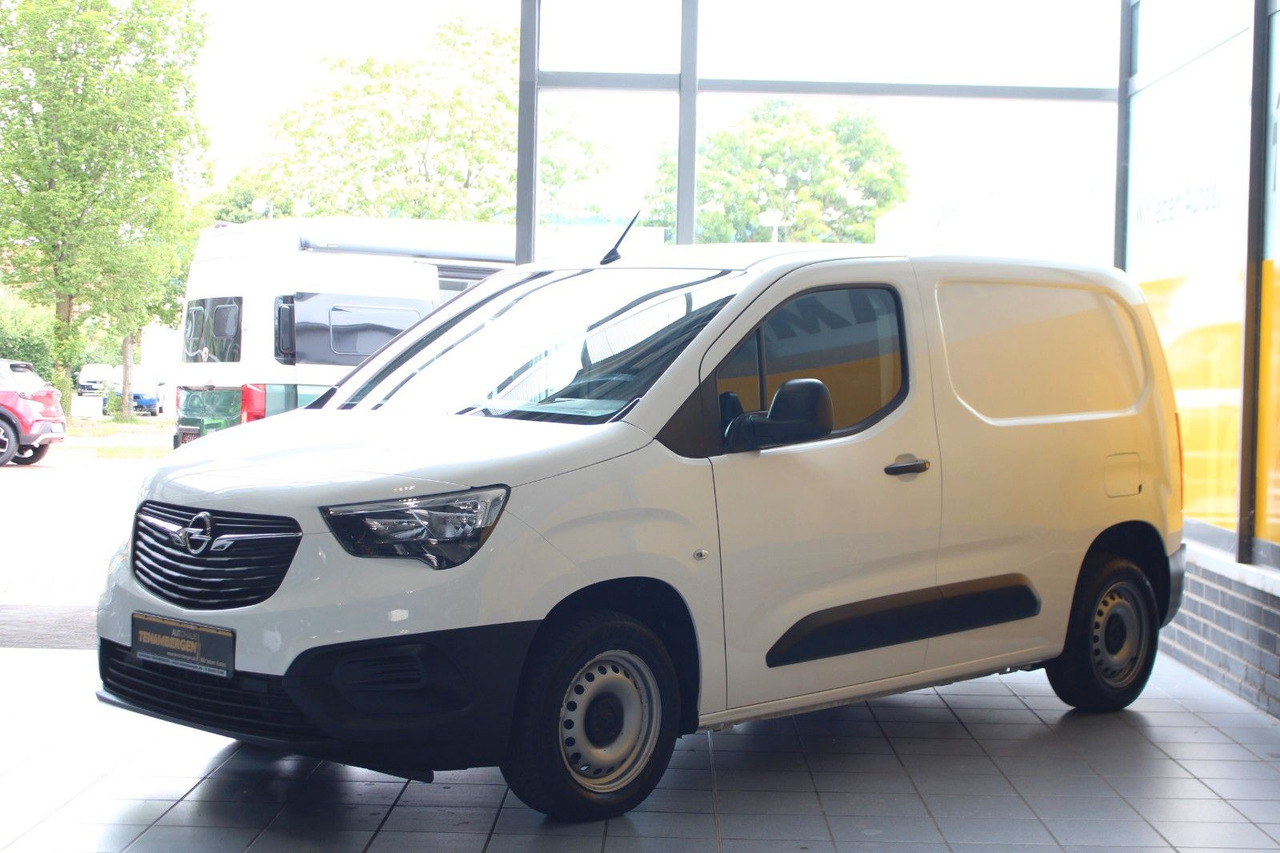 Opel Combo E Cargo 3-Sitzer Selection Holz Klima - Furgoneta pequeña: foto 4 Opel Combo E Cargo 3-Sitzer Selection Holz Klima - Furgoneta pequeña: foto 4