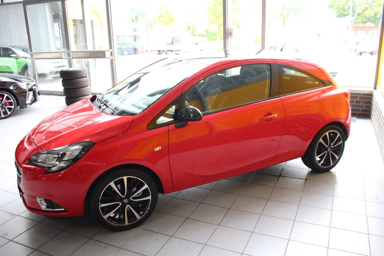 Opel Corsa Color Edition Sitz/Lenkr.heizung Bluetooth - Coche: foto 5 Opel Corsa Color Edition Sitz/Lenkr.heizung Bluetooth - Coche: foto 5