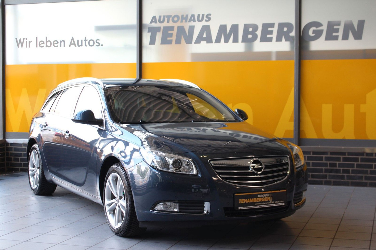 Opel Insignia A Sports Tourer Innovation 4x4 Navi AHK - Coche: foto 2 Opel Insignia A Sports Tourer Innovation 4x4 Navi AHK - Coche: foto 2