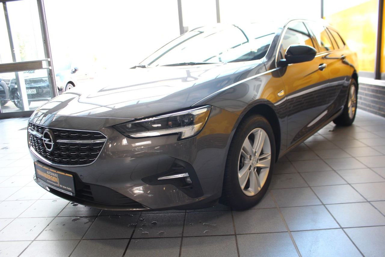 Opel Insignia B Sports Tourer Elegance Massage AHK AC - Coche familiar: foto 5 Opel Insignia B Sports Tourer Elegance Massage AHK AC - Coche familiar: foto 5