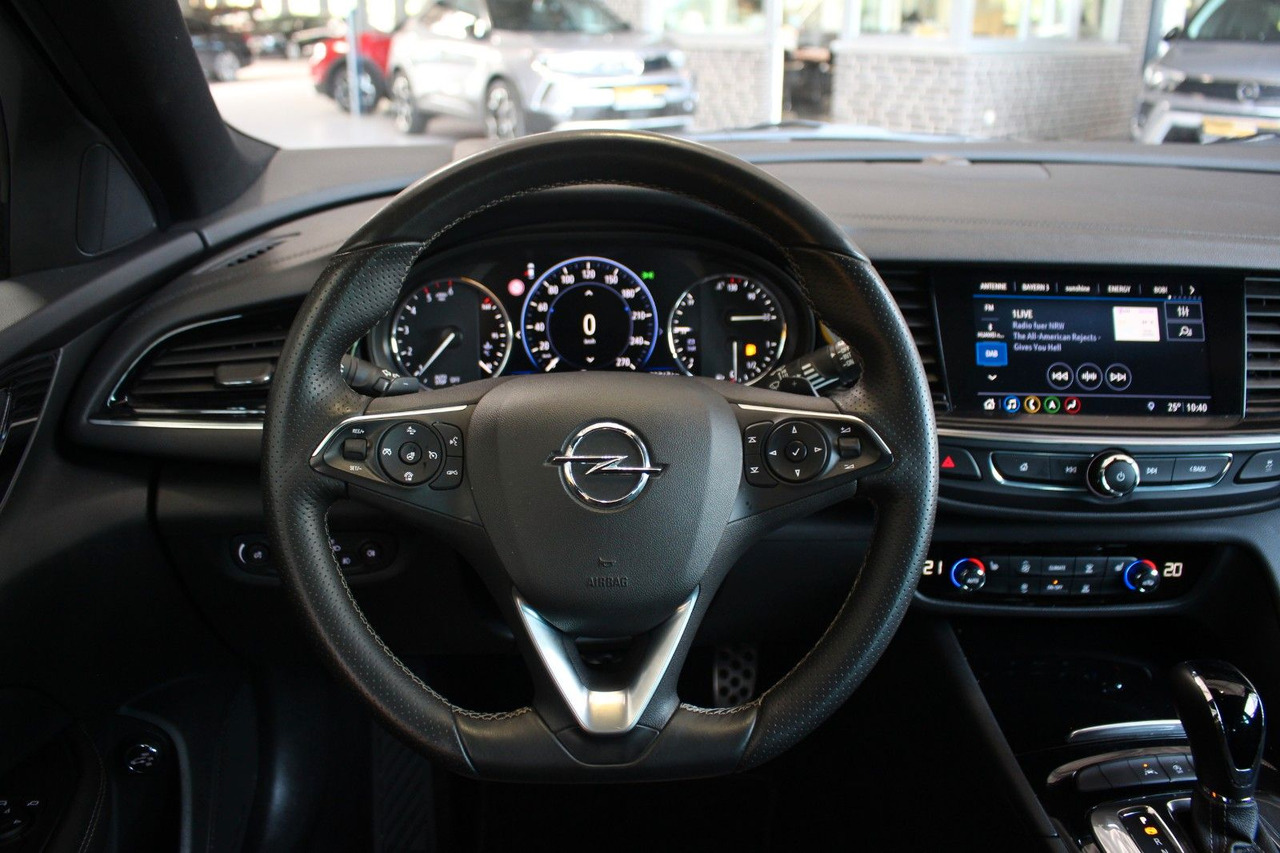 Coche Opel Insignia B Sports Tourer Ultimate 4x4 OPC AHK: foto 14