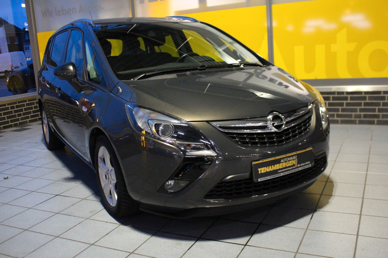 Opel Zafira C Tourer Style PDC Sitz u.Lenkradheizung - Furgoneta de pasajeros: foto 2 Opel Zafira C Tourer Style PDC Sitz u.Lenkradheizung - Furgoneta de pasajeros: foto 2