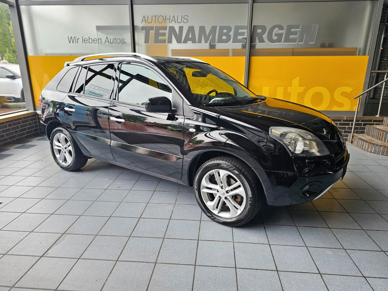 Renault Koleos 2.0 dCi Night&Day 4x4 Leder Navi Bose - SUV/ Todoterreno: foto 1 Renault Koleos 2.0 dCi Night&Day 4x4 Leder Navi Bose - SUV/ Todoterreno: foto 1