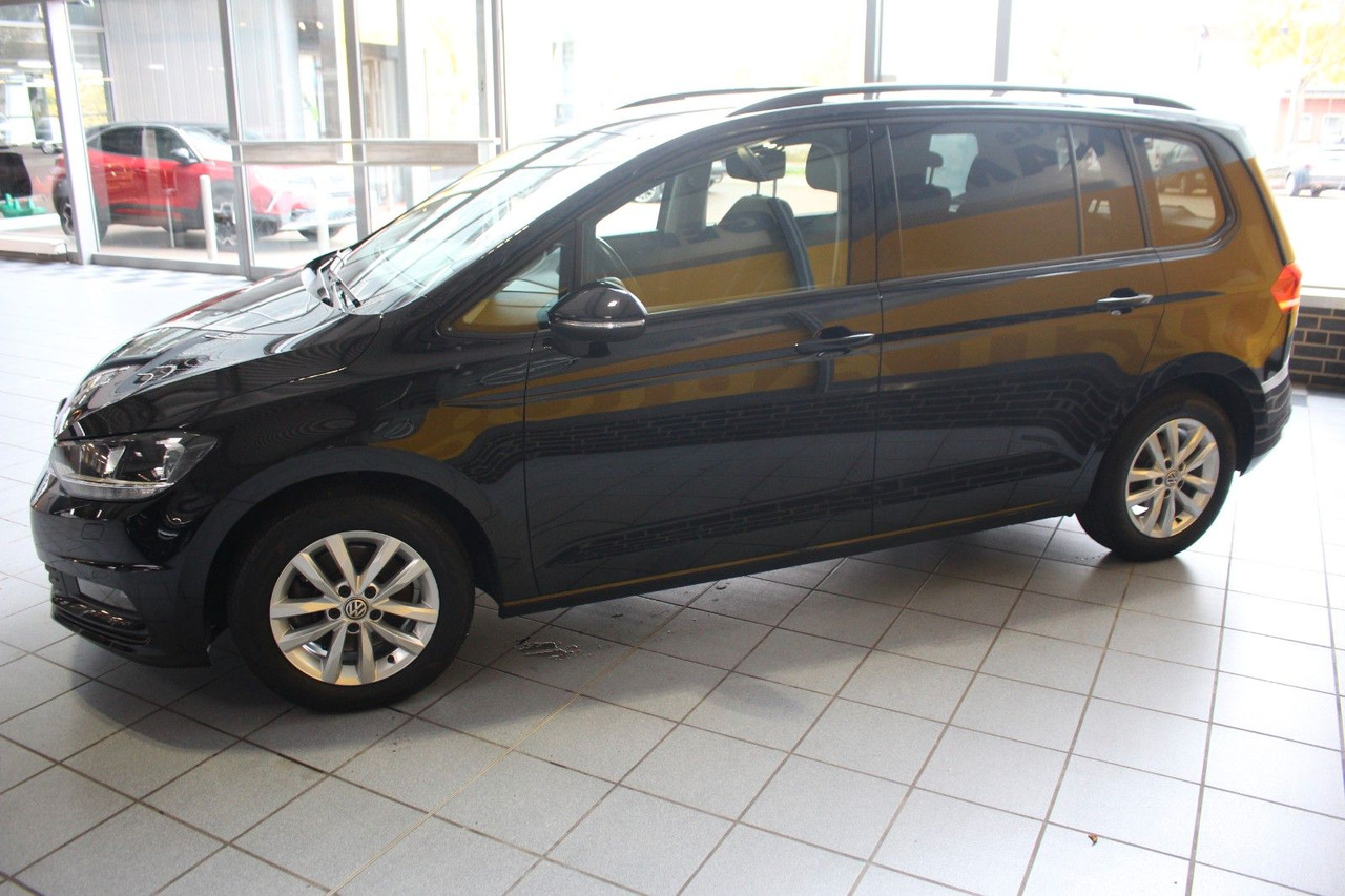 Volkswagen Touran Comfortline BMT S/S Navi Kamera ACC - Furgoneta de pasajeros: foto 5 Volkswagen Touran Comfortline BMT S/S Navi Kamera ACC - Furgoneta de pasajeros: foto 5