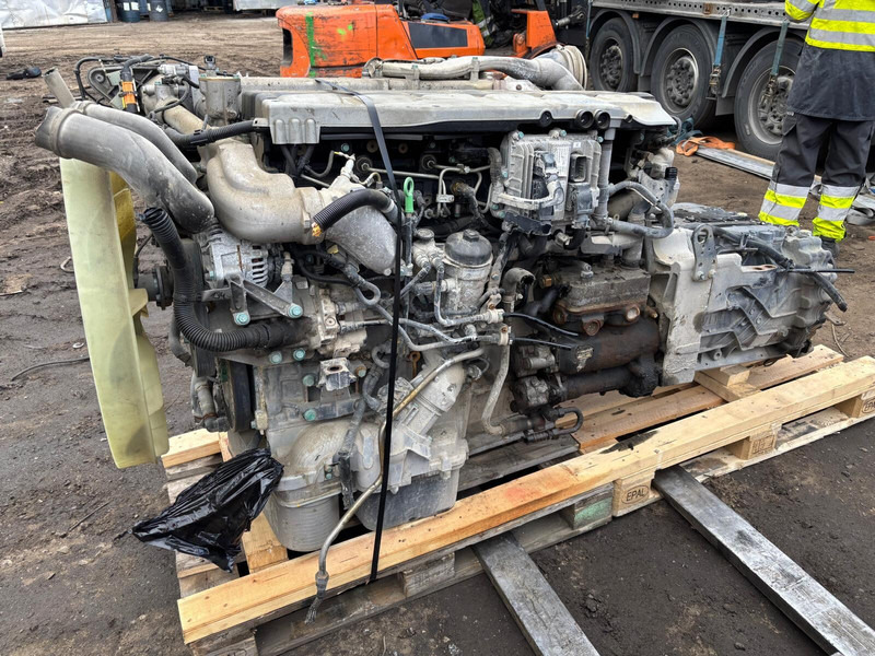 MAN D2676LF52 - Motor: foto 2 MAN D2676LF52 - Motor: foto 2