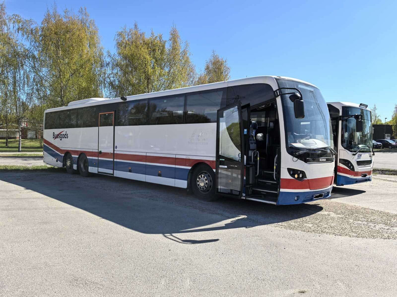 Scania - Autocar: foto 1 Scania - Autocar: foto 1
