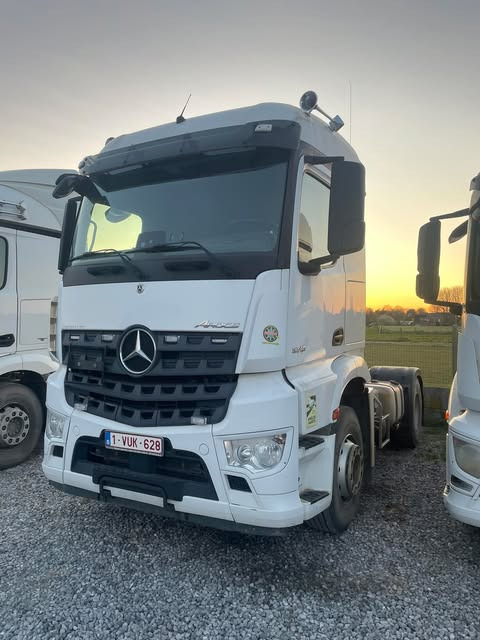 Mercedes-beenz aroc - Cabeza tractora: foto 2 Mercedes-beenz aroc - Cabeza tractora: foto 2