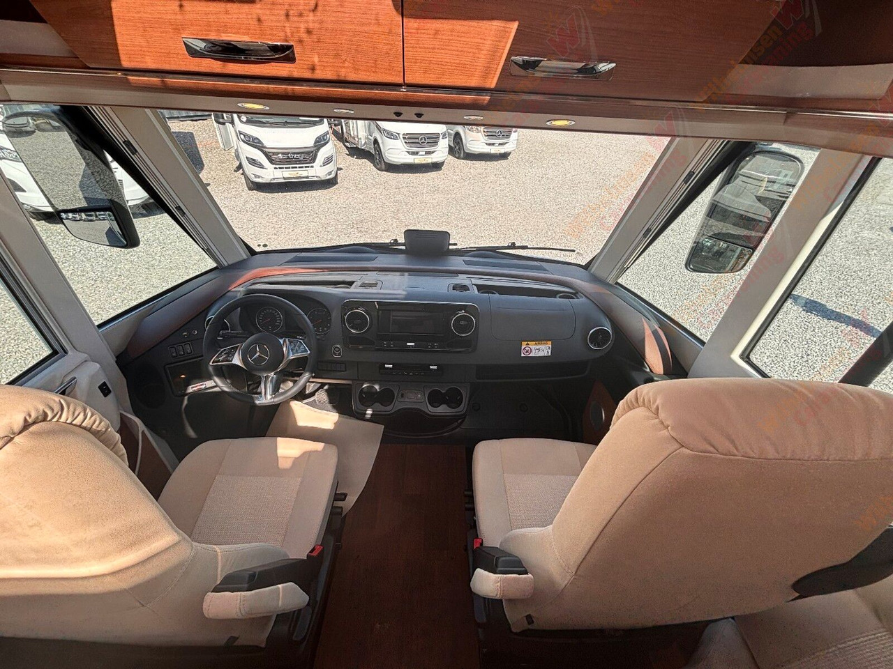 Autocaravana integral Carthago chic c-line I 4.9 LE Mercedes*MJ25*Alde*Sky*TV*: foto 20