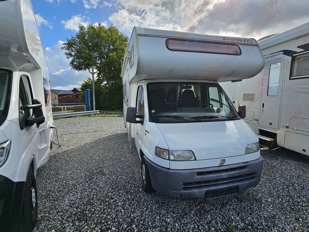 DethleffsA 5820 6 Personen Zulassung - Autocaravana capuchina: foto 4 DethleffsA 5820 6 Personen Zulassung - Autocaravana capuchina: foto 4