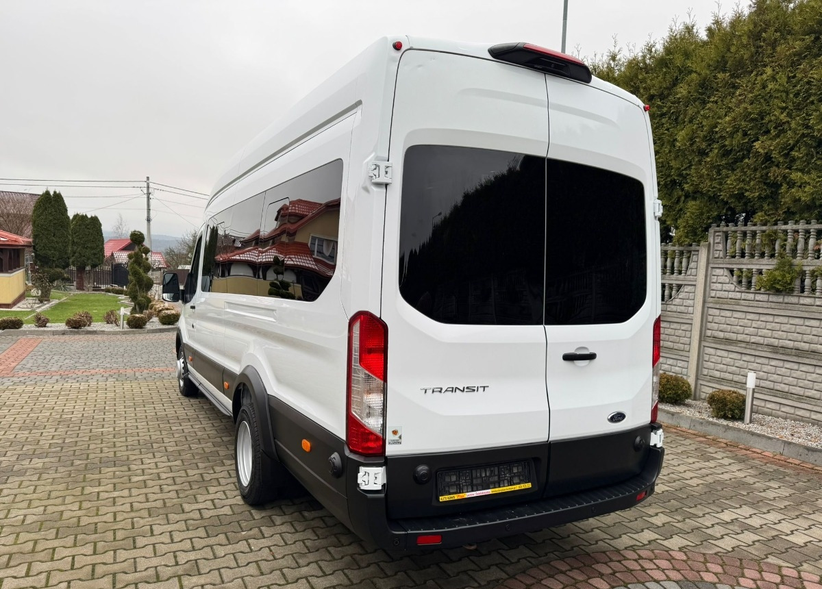 Ford Autobus 18 osobowy Stan Idealny z Niemiec Nieniec - Minibús, Furgoneta de pasajeros: foto 4 Ford Autobus 18 osobowy Stan Idealny z Niemiec Nieniec - Minibús, Furgoneta de pasajeros: foto 4