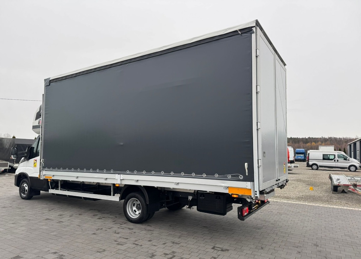 Iveco 50C18 DMC 3500kg. 15 europalet Salonowy I właściciel Iveco 3.0180ps 350kg. Salonowe Serwisowane - Furgoneta con lona: foto 5 Iveco 50C18 DMC 3500kg. 15 europalet Salonowy I właściciel Iveco 3.0180ps 350kg. Salonowe Serwisowane - Furgoneta con lona: foto 5