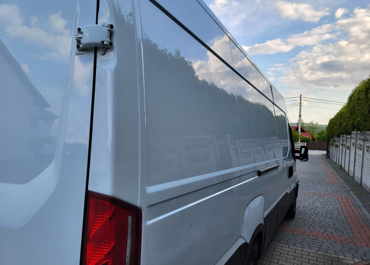 Iveco Iveco 180 Himatic 3.0 180hp Maxi -v Led -Xenon- v Led-Xenon - Furgón: foto 3 Iveco Iveco 180 Himatic 3.0 180hp Maxi -v Led -Xenon- v Led-Xenon - Furgón: foto 3