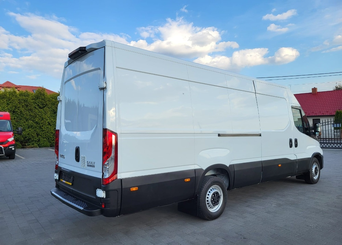 Iveco Iveco 180 Himatic 3.0 180hp Maxi -v Led -Xenon- v Led-Xenon - Furgón: foto 2 Iveco Iveco 180 Himatic 3.0 180hp Maxi -v Led -Xenon- v Led-Xenon - Furgón: foto 2