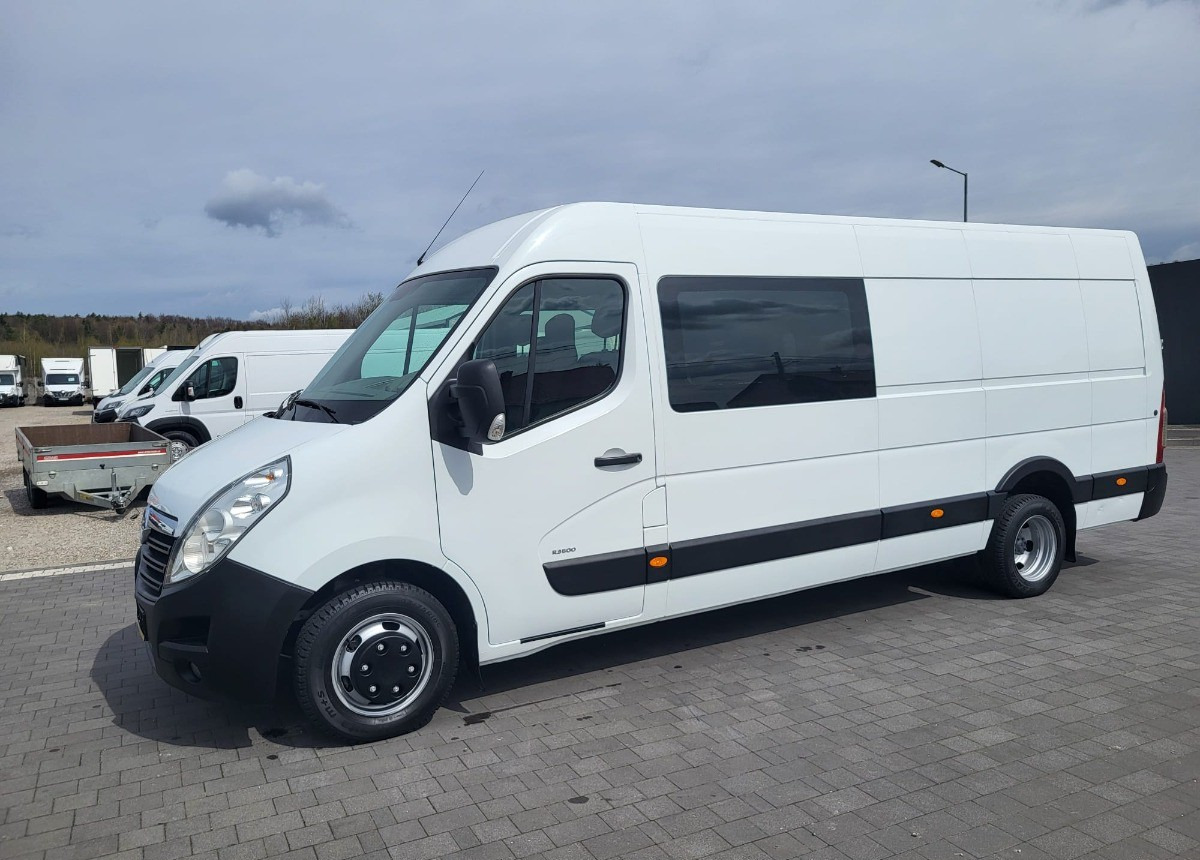 Opel Movano Max 9 osobowy - Furgoneta combi: foto 2 Opel Movano Max 9 osobowy - Furgoneta combi: foto 2