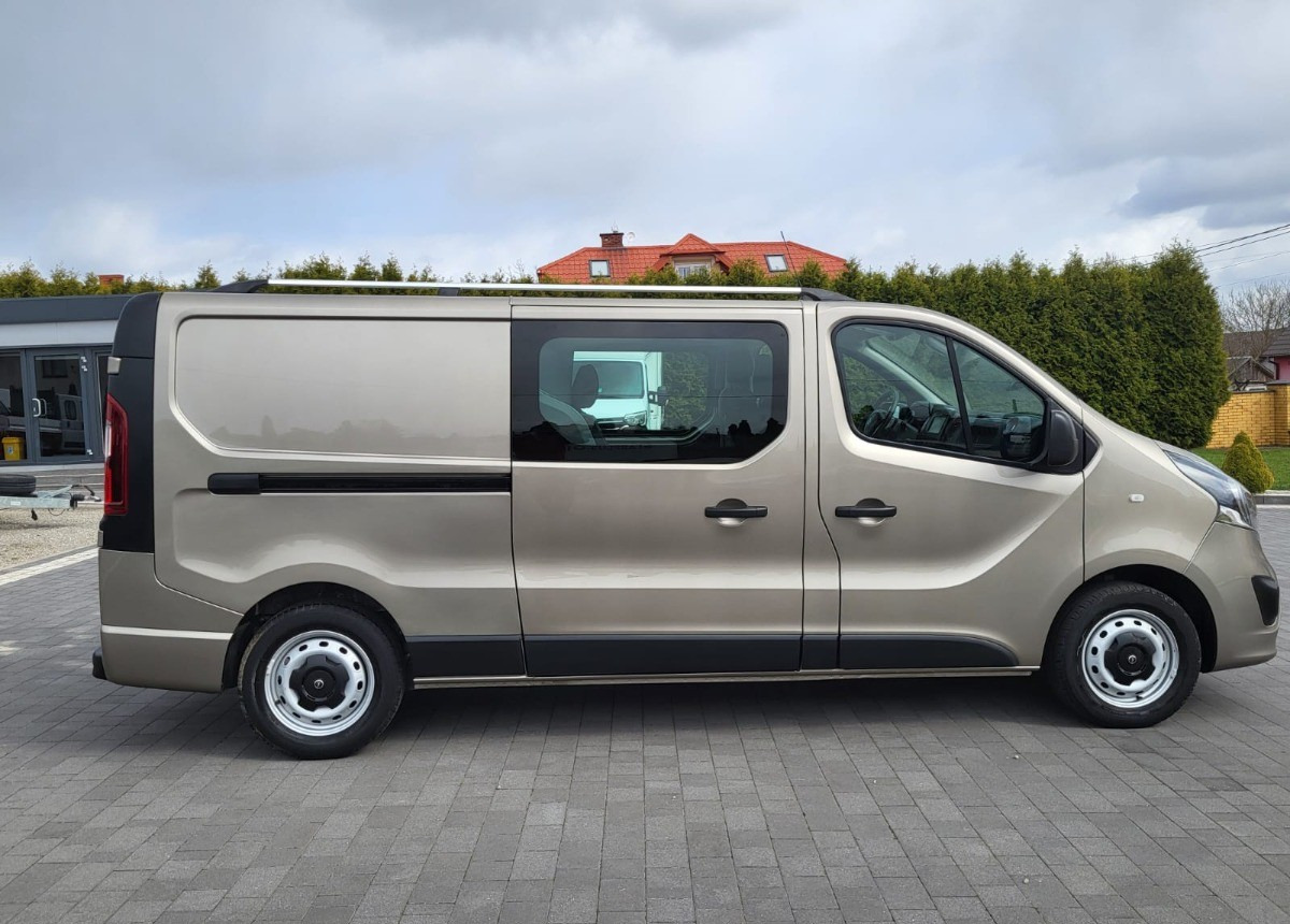 Opel Vivaro Doka Long jak Nowy L2H1 Jak - Furgoneta combi: foto 4 Opel Vivaro Doka Long jak Nowy L2H1 Jak - Furgoneta combi: foto 4