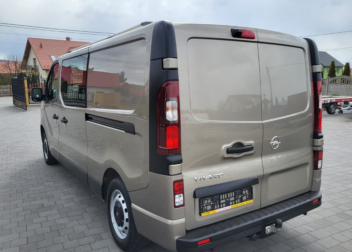 Opel Vivaro Doka Long jak Nowy L2H1 Jak - Furgoneta combi: foto 3 Opel Vivaro Doka Long jak Nowy L2H1 Jak - Furgoneta combi: foto 3