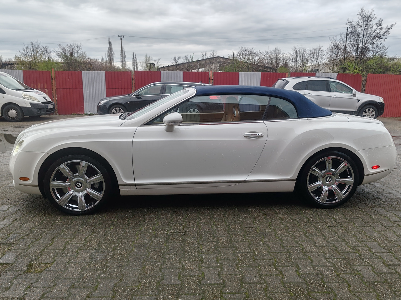 Bentley Continental GT Coupe Cabrio - Descapotable: foto 4 Bentley Continental GT Coupe Cabrio - Descapotable: foto 4