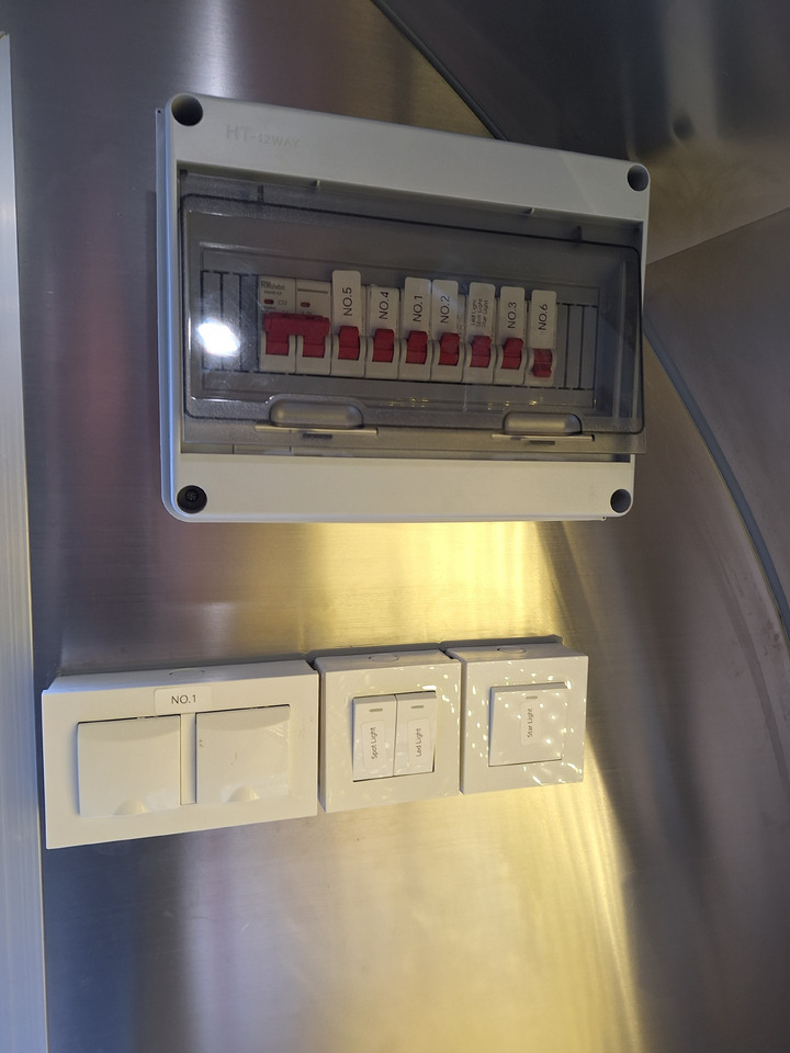 Deli Star EasyGo 280 - EU standards - Remolque venta ambulante: foto 4 Deli Star EasyGo 280 - EU standards - Remolque venta ambulante: foto 4