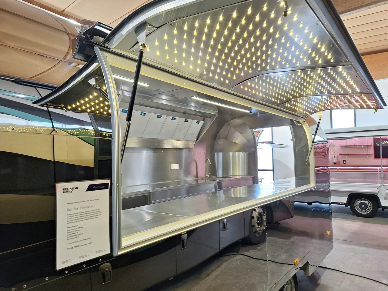 Deli Star Trailer American 5800 - EU standards - Remolque venta ambulante: foto 2 Deli Star Trailer American 5800 - EU standards - Remolque venta ambulante: foto 2