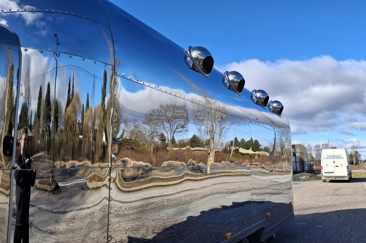 Deli Star Trailer American 6000 - EU Standards - Remolque venta ambulante: foto 2 Deli Star Trailer American 6000 - EU Standards - Remolque venta ambulante: foto 2