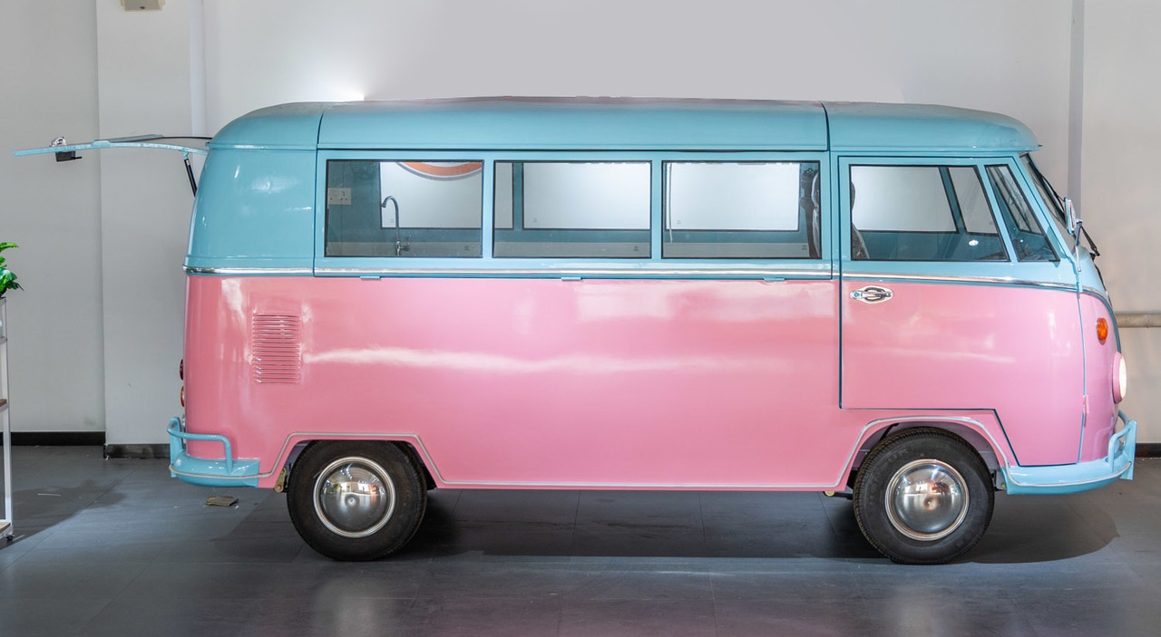 Deli Star Trailer Retro Minivan FR 4300 Electric - Remolque venta ambulante: foto 5 Deli Star Trailer Retro Minivan FR 4300 Electric - Remolque venta ambulante: foto 5