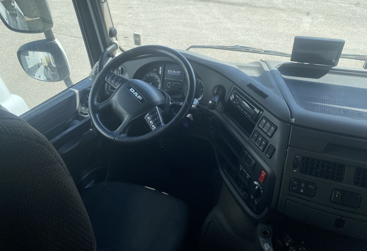 DAF - Cabeza tractora: foto 4 DAF - Cabeza tractora: foto 4