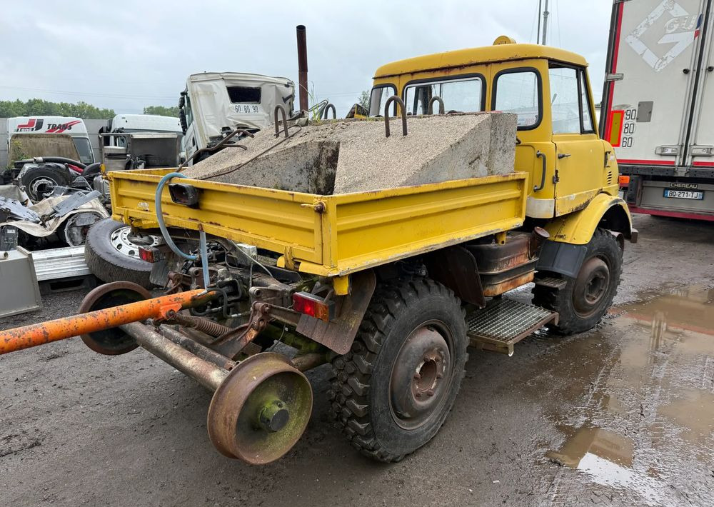 Mercedes-Benz UNIMOG 406B - Camión caja abierta: foto 4 Mercedes-Benz UNIMOG 406B - Camión caja abierta: foto 4