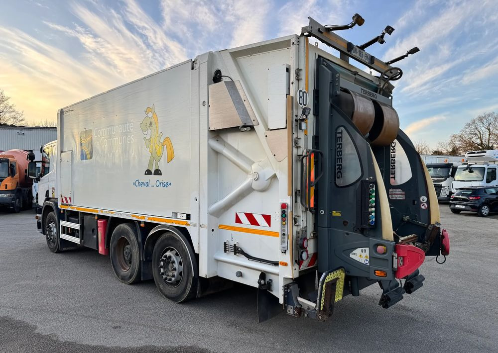 Scania P360 - Camión de basura: foto 3 Scania P360 - Camión de basura: foto 3