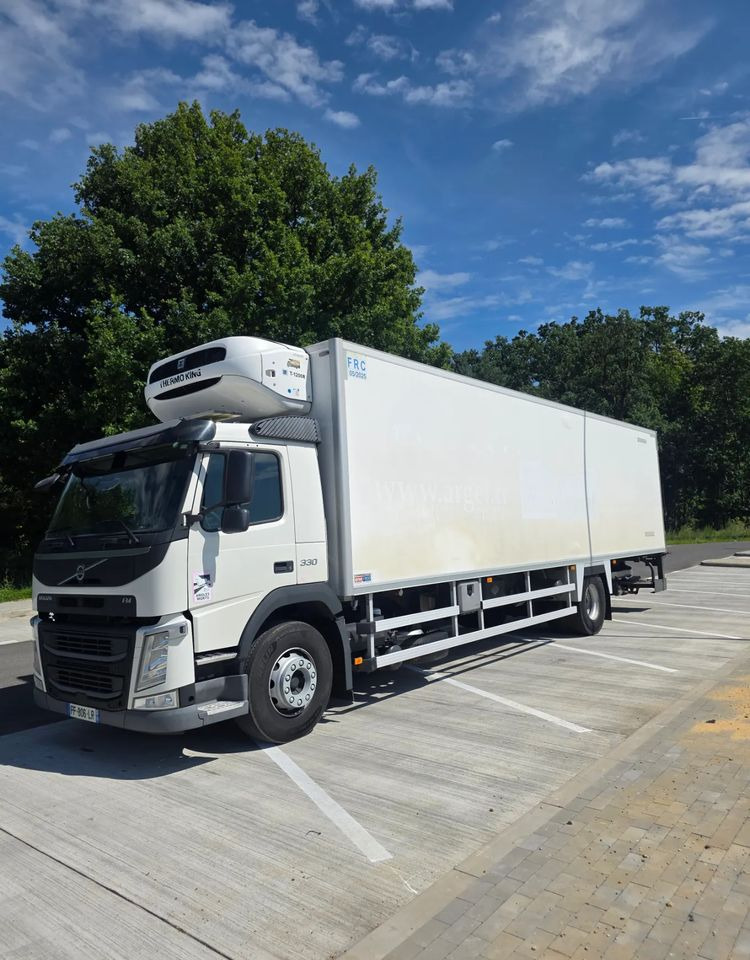 Volvo FM 330 D 11 EURO 6-D - Camión frigorífico: foto 1 Volvo FM 330 D 11 EURO 6-D - Camión frigorífico: foto 1
