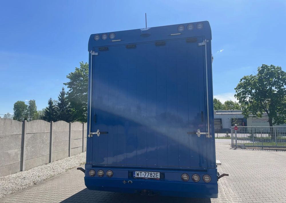 MAN TGL 12.250/ KONIOWÓZ- ROELOFSEN/ 4 KONIE/ - Camión para caballos: foto 5 MAN TGL 12.250/ KONIOWÓZ- ROELOFSEN/ 4 KONIE/ - Camión para caballos: foto 5