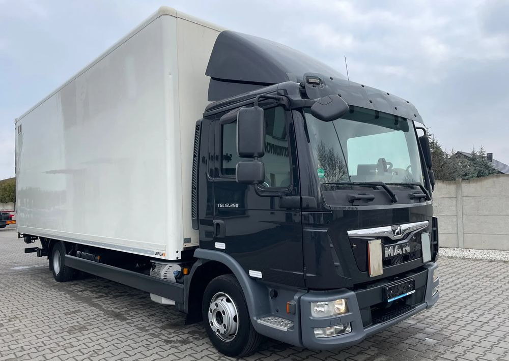 MAN TGL 12.250, KONTENER 7,3m ( 18 europalet ) - Camión caja cerrada: foto 4 MAN TGL 12.250, KONTENER 7,3m ( 18 europalet ) - Camión caja cerrada: foto 4