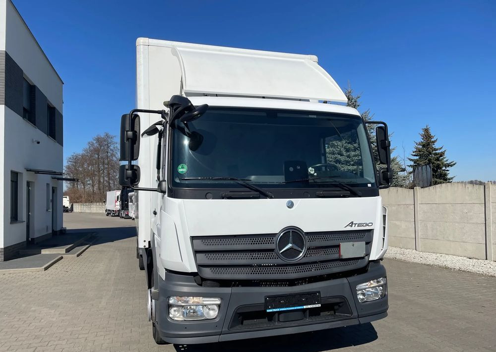 Mercedes-Benz ATEGO 1223 - Camión caja cerrada: foto 3 Mercedes-Benz ATEGO 1223 - Camión caja cerrada: foto 3
