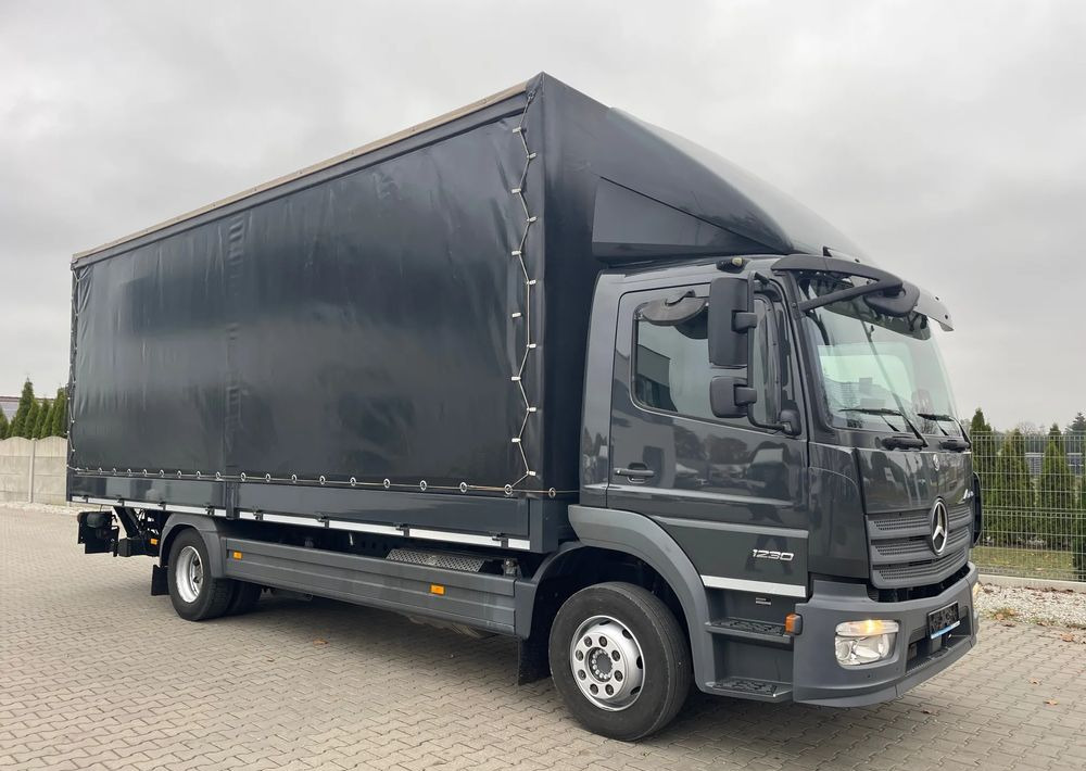 Mercedes-Benz ATEGO 1230 - Camión lona: foto 2 Mercedes-Benz ATEGO 1230 - Camión lona: foto 2