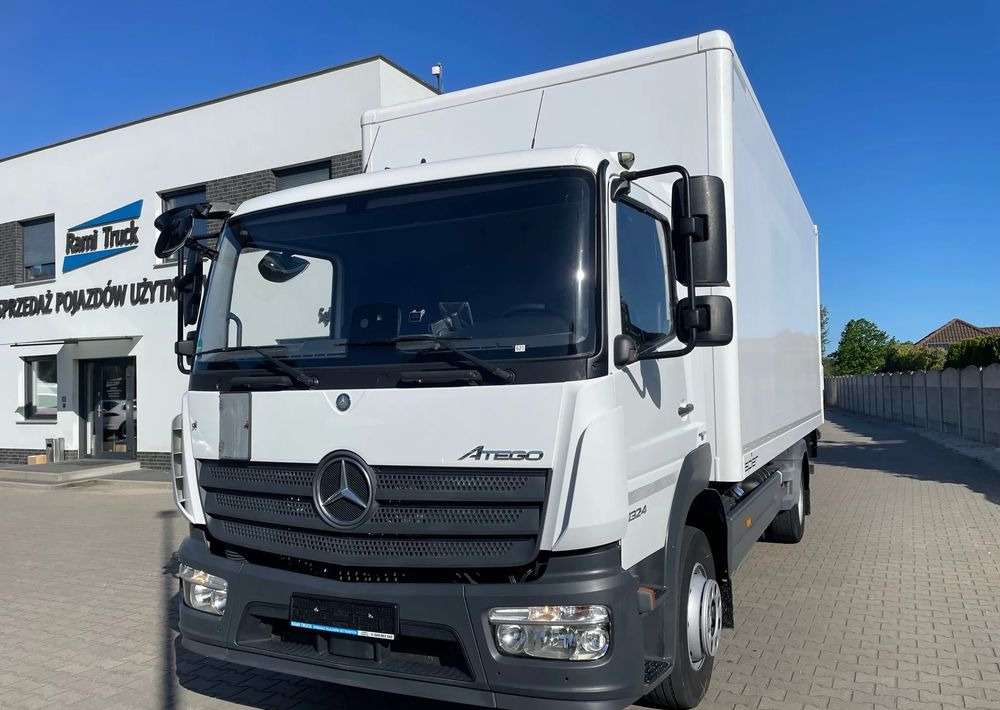 Mercedes-Benz ATEGO 1324, 15 EUROPALET, ŁADOWNOŚĆ 7,5 T - Camión caja cerrada: foto 1 Mercedes-Benz ATEGO 1324, 15 EUROPALET, ŁADOWNOŚĆ 7,5 T - Camión caja cerrada: foto 1